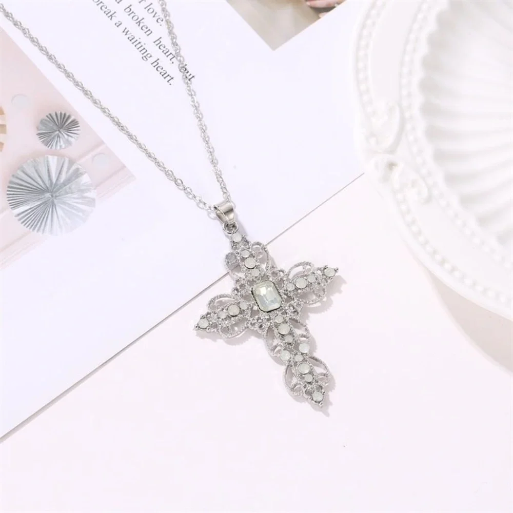 *TERINA* White x Silver Fashion Cross Necklace